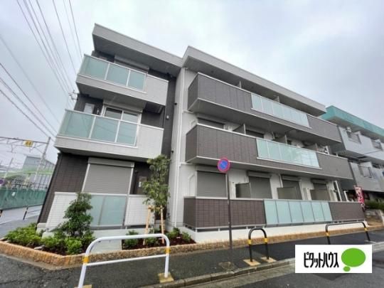 �����s������J���S���ڂ̃A�p�[�g�̌����O��