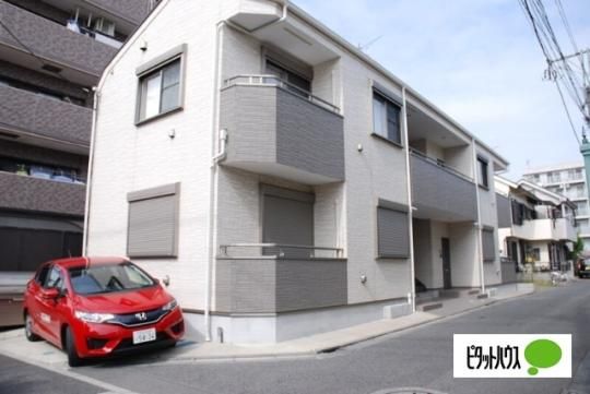 �����s������ɋ��T���ڂ̃A�p�[�g�̌����O��