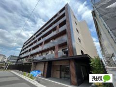 �����s������~���Q���ڂ̃}���V�����̌����O��