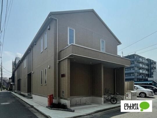 �����s������~�c�U���ڂ̃A�p�[�g�̌����O��