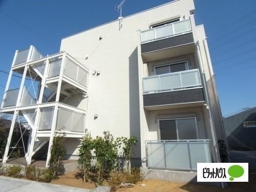 �����s�������Ԕ��S���ڂ̃}���V�����̌����O��