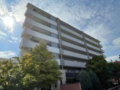 �����s�������Q���ڂ̃}���V�����̌����O��