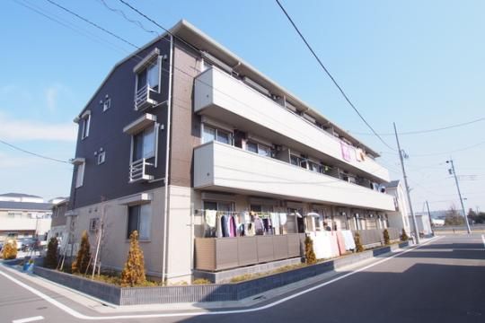 �����s������Ԕ��Q���ڂ̃A�p�[�g�̌����O��
