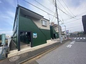 �����s������J���T���ڂ̃A�p�[�g�̌����O��