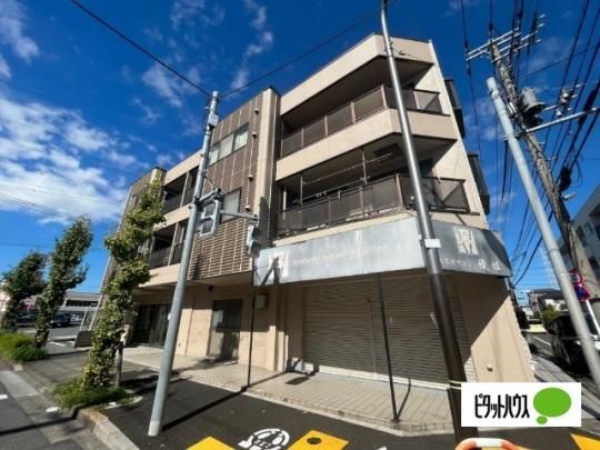 �����s�������Ԕ��Q���ڂ̃}���V�����̌����O��