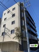 �����s������Z���P���ڂ̃}���V�����̌����O��