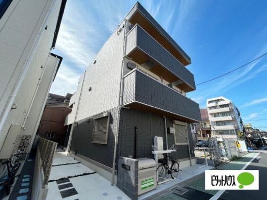 �����s������|�̒˂Q���ڂ̃A�p�[�g�̌����O��