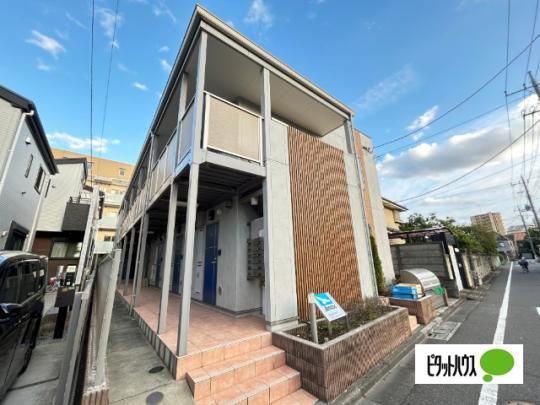 �����s������I���S���ڂ̃A�p�[�g�̌����O��