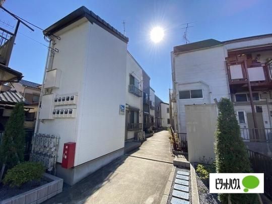 �����s������I���Q���ڂ̃A�p�[�g�̌����O��