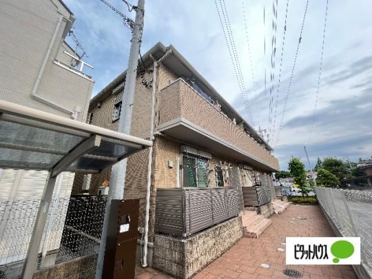 �����s�����掭�l�Q���ڂ̃A�p�[�g�̌����O��