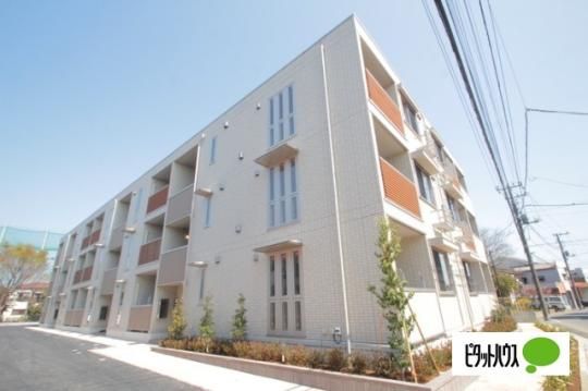 �����s������ɐl�Q���ڂ̃A�p�[�g�̌����O��