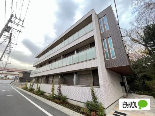 �����s������Z���S���ڂ̃A�p�[�g�̌����O��