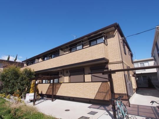 �����s������ɋ��{���Q���ڂ̃A�p�[�g�̌����O��