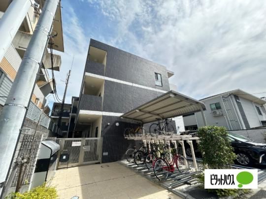 �����s��������J�P���ڂ̃}���V�����̌����O��