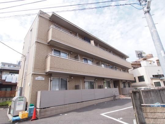 �����s�����搼�ۖ؊ԂP���ڂ̃A�p�[�g�̌����O��