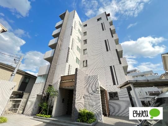 �����s������J�݉ƂQ���ڂ̃}���V�����̌����O��