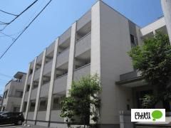 �����s��������m�o���̃A�p�[�g�̌����O��