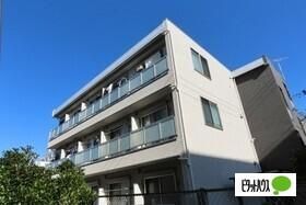 �����s������~���R���ڂ̃}���V�����̌����O��